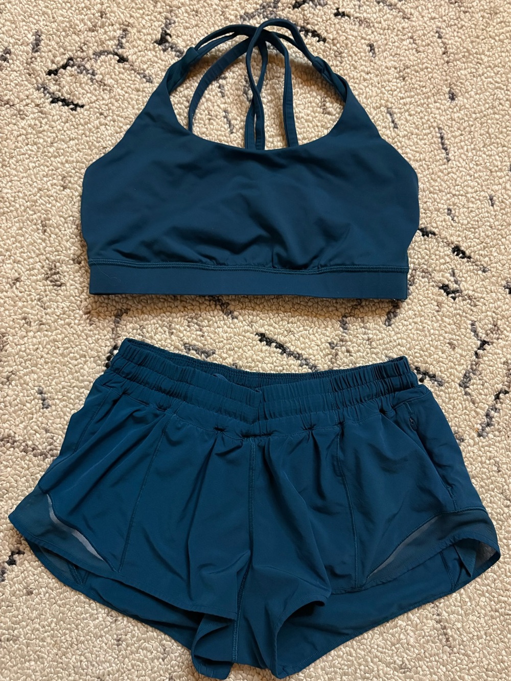 Lululemon Dark teal sz 8 EUC